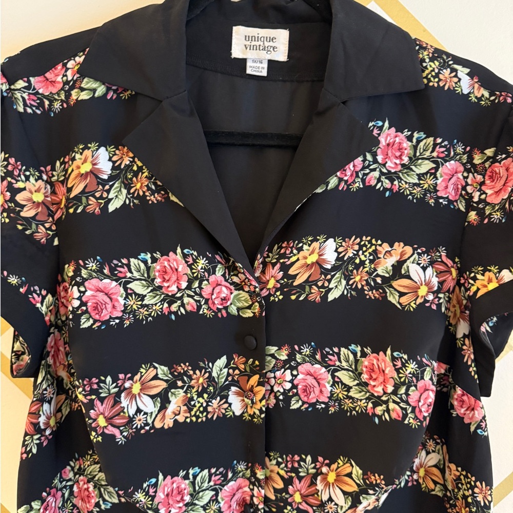 Unique Vintage Collared Buttoned Striped Floral B… - image 3